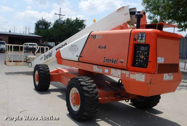 image for item DD2536 2010 Snorkel TB60  boom lift