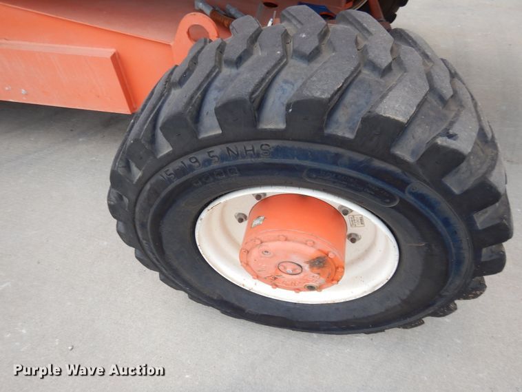 image for item DD2536 2010 Snorkel TB60  boom lift