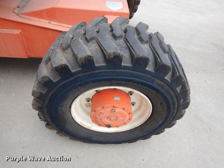 image for item DD2536 2010 Snorkel TB60  boom lift