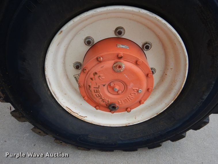 image for item DD2536 2010 Snorkel TB60  boom lift