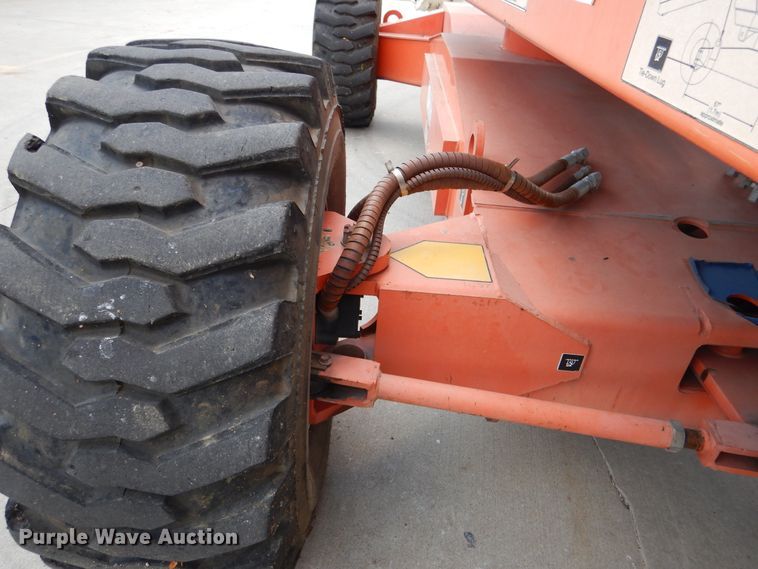 image for item DD2536 2010 Snorkel TB60  boom lift