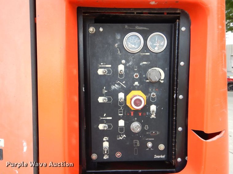 image for item DD2536 2010 Snorkel TB60  boom lift
