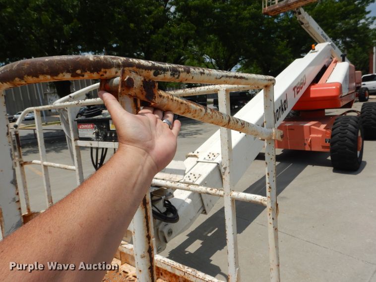 image for item DD2536 2010 Snorkel TB60  boom lift