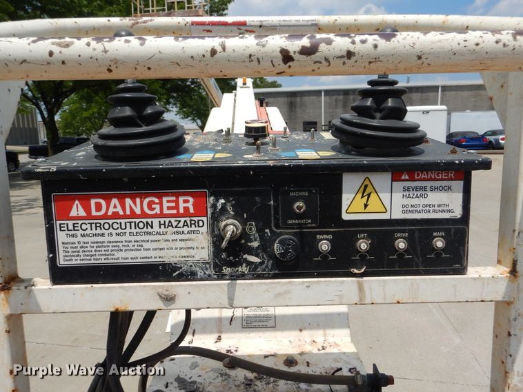 image for item DD2536 2010 Snorkel TB60  boom lift