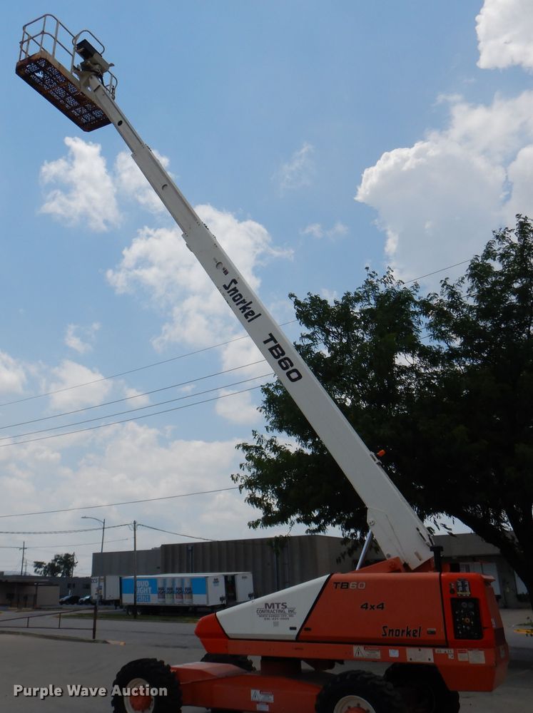 image for item DD2536 2010 Snorkel TB60  boom lift