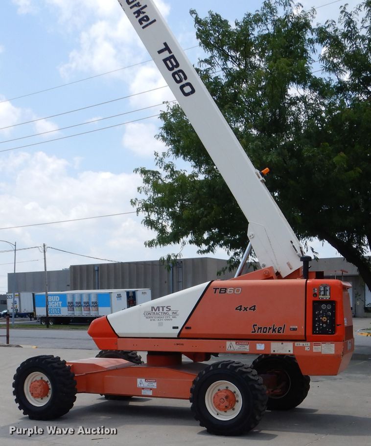 image for item DD2536 2010 Snorkel TB60  boom lift
