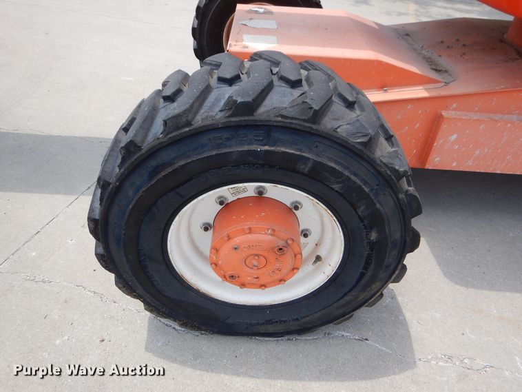 image for item DD2537 2010 Snorkel TB60  boom lift