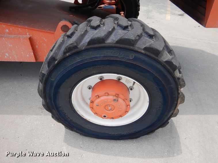 image for item DD2537 2010 Snorkel TB60  boom lift