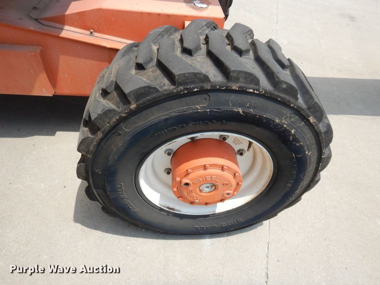 image for item DD2537 2010 Snorkel TB60  boom lift