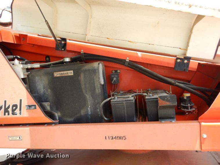 image for item DD2537 2010 Snorkel TB60  boom lift