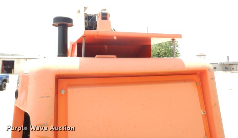 image for item DD2537 2010 Snorkel TB60  boom lift