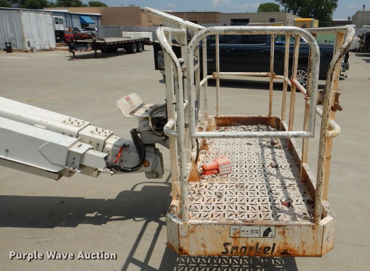 image for item DD2537 2010 Snorkel TB60  boom lift
