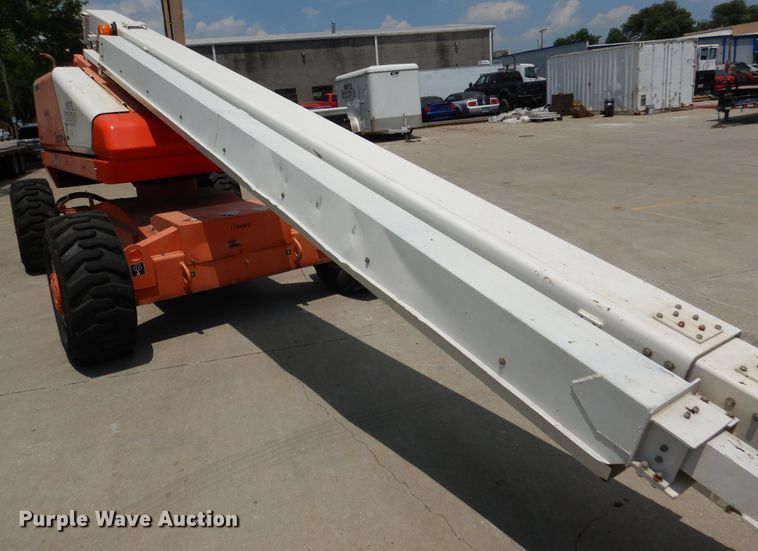 image for item DD2537 2010 Snorkel TB60  boom lift