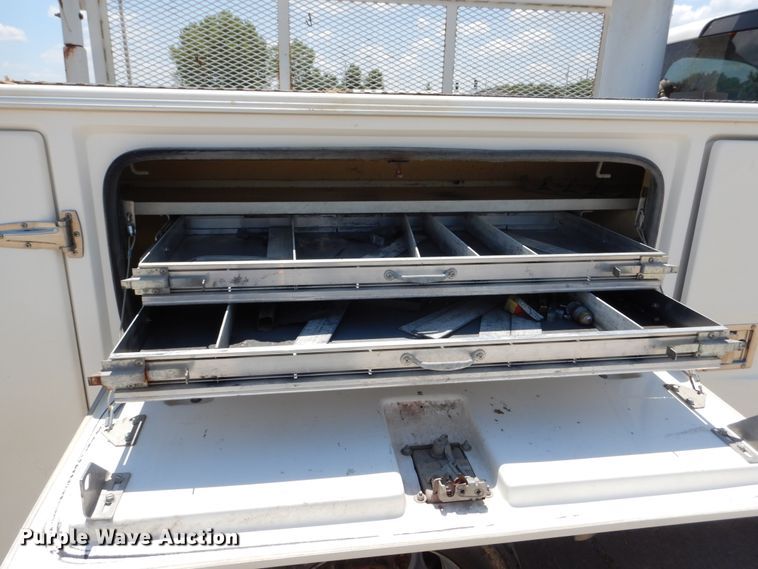 image for item DD2539 2011 Dodge Ram 4500  bucket truck