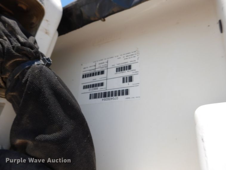 image for item DD2539 2011 Dodge Ram 4500  bucket truck