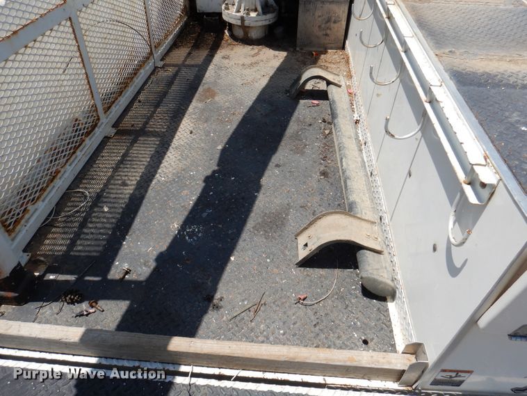 image for item DD2539 2011 Dodge Ram 4500  bucket truck