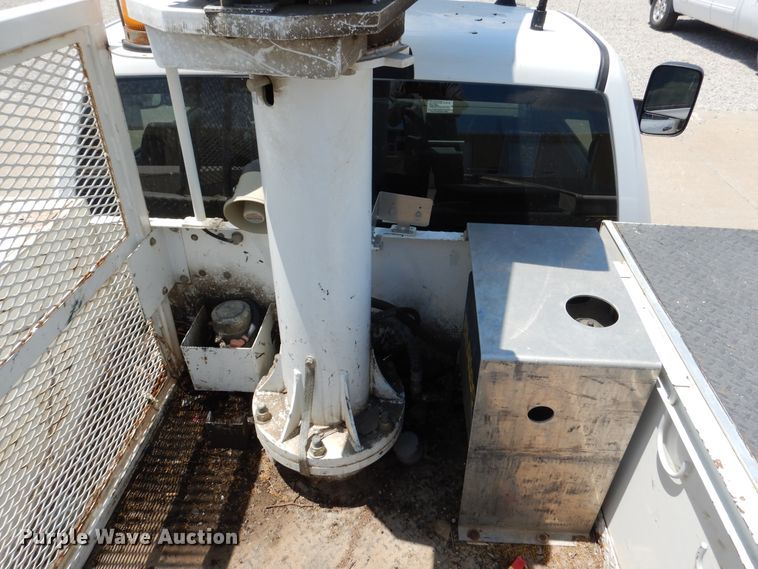 image for item DD2539 2011 Dodge Ram 4500  bucket truck