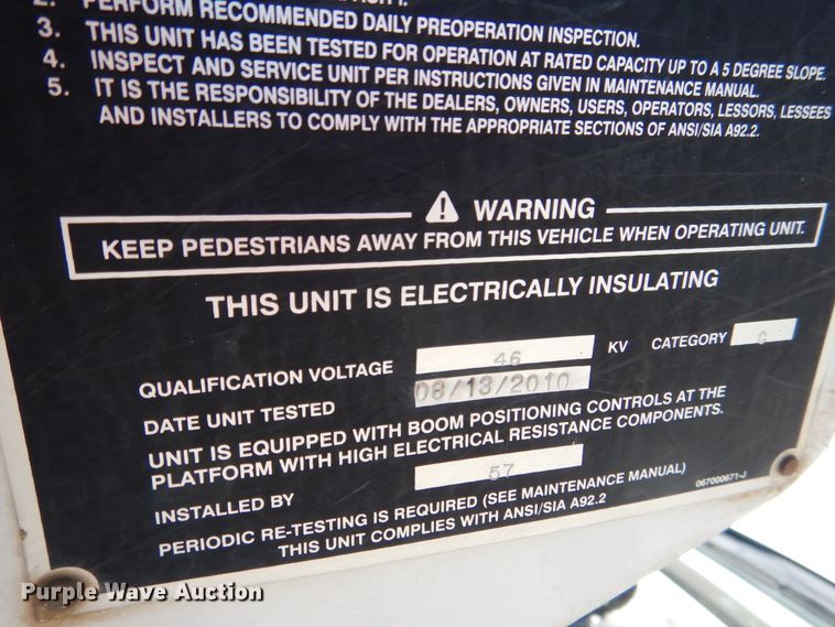 image for item DD2539 2011 Dodge Ram 4500  bucket truck