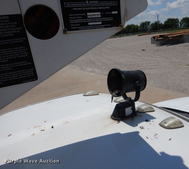 image for item DD2539 2011 Dodge Ram 4500  bucket truck