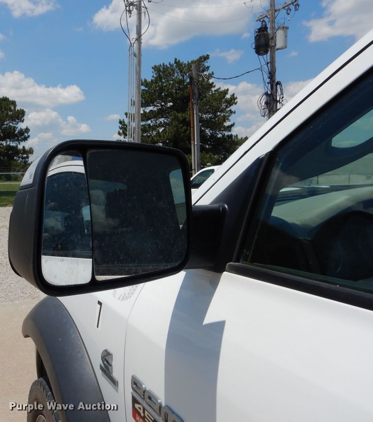 image for item DD2539 2011 Dodge Ram 4500  bucket truck