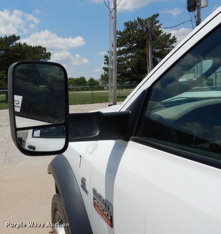 image for item DD2539 2011 Dodge Ram 4500  bucket truck