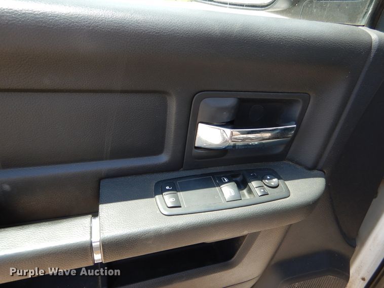 image for item DD2539 2011 Dodge Ram 4500  bucket truck