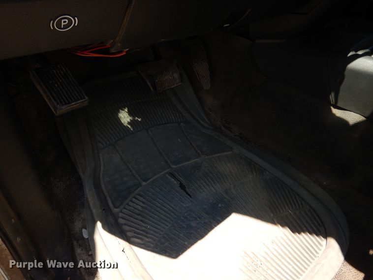 image for item DD2539 2011 Dodge Ram 4500  bucket truck