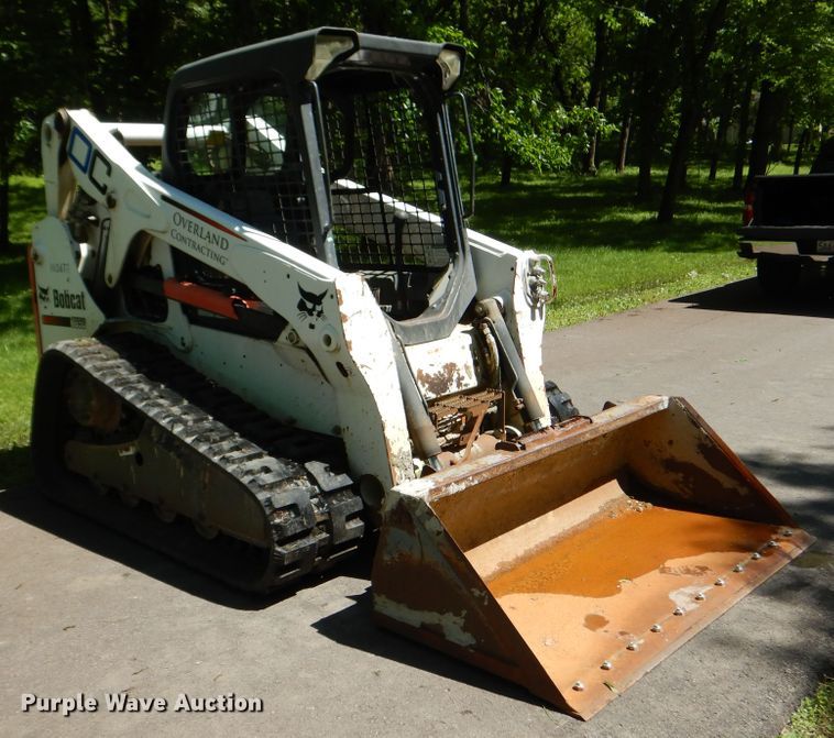 image for item DD2555 2011 Bobcat T650  skid steer loader