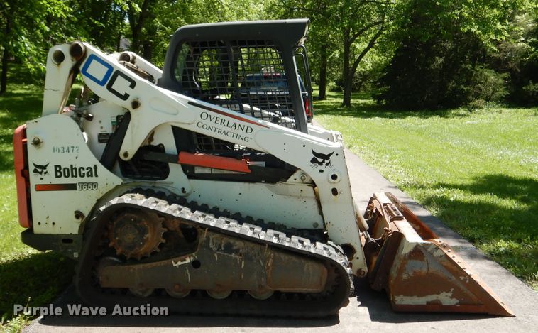 image for item DD2555 2011 Bobcat T650  skid steer loader