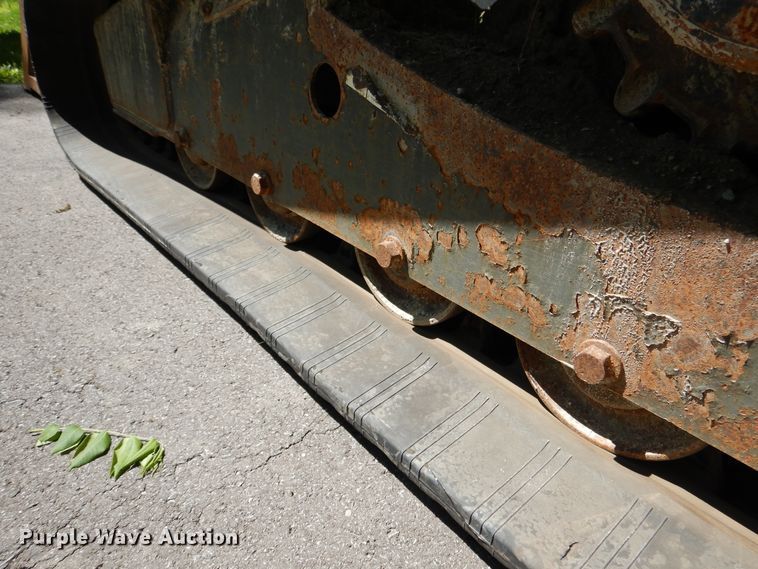 image for item DD2555 2011 Bobcat T650  skid steer loader