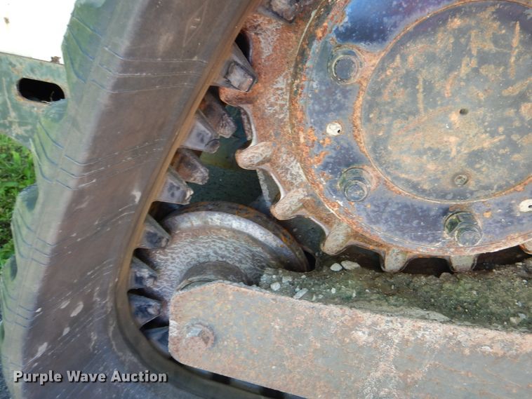 image for item DD2555 2011 Bobcat T650  skid steer loader