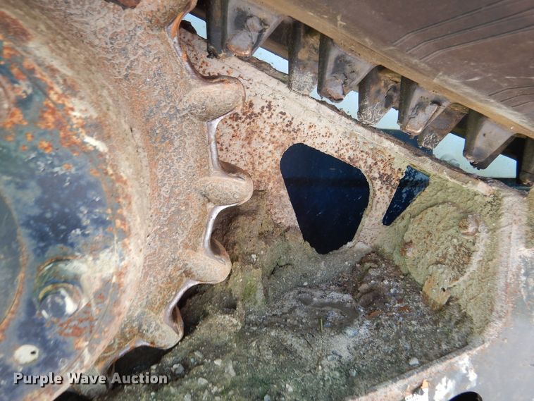 image for item DD2555 2011 Bobcat T650  skid steer loader