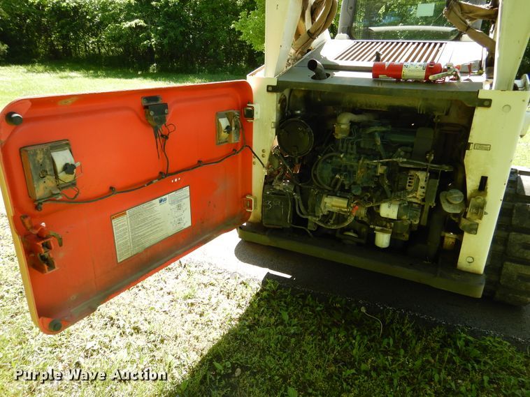 image for item DD2555 2011 Bobcat T650  skid steer loader