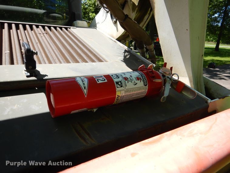 image for item DD2555 2011 Bobcat T650  skid steer loader