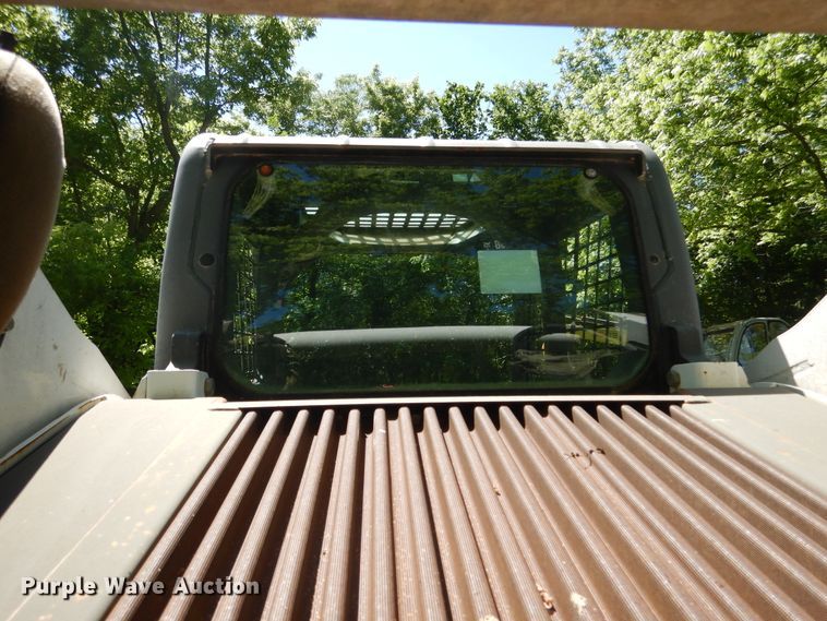 image for item DD2555 2011 Bobcat T650  skid steer loader