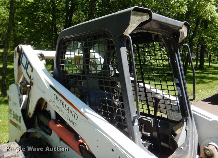 image for item DD2555 2011 Bobcat T650  skid steer loader