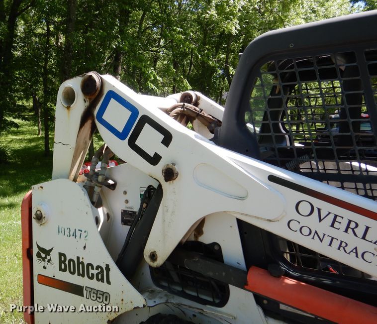 image for item DD2555 2011 Bobcat T650  skid steer loader