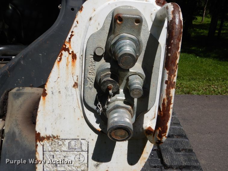 image for item DD2555 2011 Bobcat T650  skid steer loader