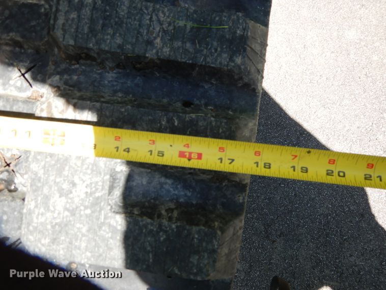 image for item DD2555 2011 Bobcat T650  skid steer loader