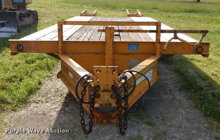 image for item DE5796 1995 CZ CZ20KT equipment trailer