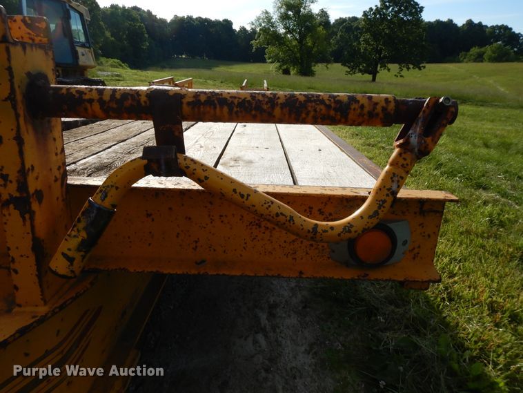 image for item DE5796 1995 CZ CZ20KT equipment trailer