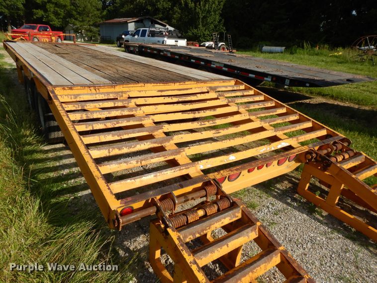 image for item DE5796 1995 CZ CZ20KT equipment trailer