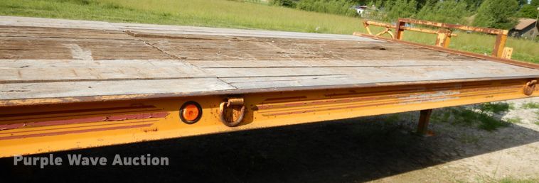 image for item DE5796 1995 CZ CZ20KT equipment trailer