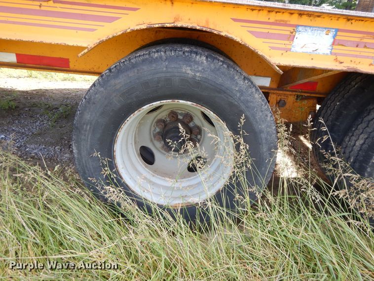 image for item DE5796 1995 CZ CZ20KT equipment trailer