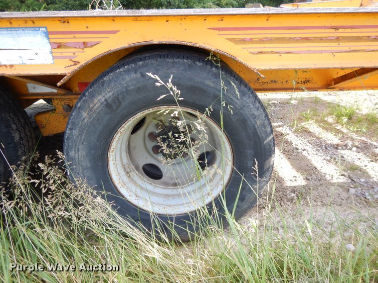 image for item DE5796 1995 CZ CZ20KT equipment trailer