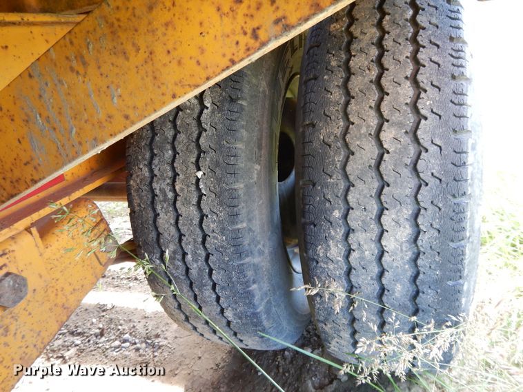 image for item DE5796 1995 CZ CZ20KT equipment trailer