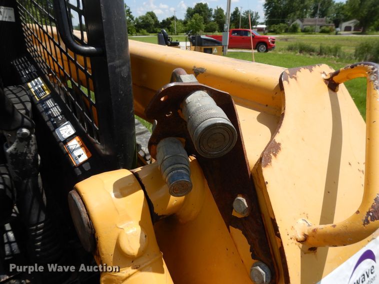 image for item DE5802 2007 John Deere CT322  skid steer loader