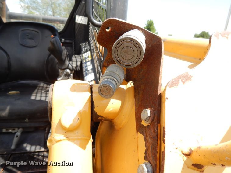 image for item DE5802 2007 John Deere CT322  skid steer loader