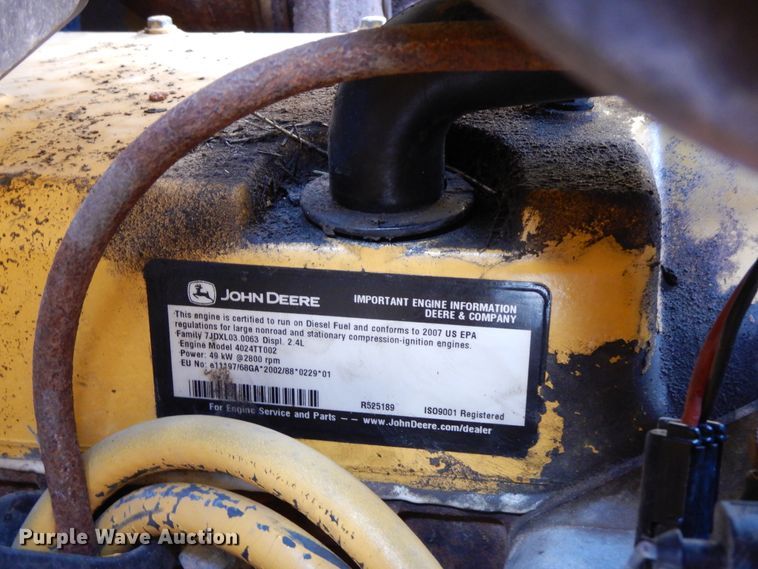 image for item DE5802 2007 John Deere CT322  skid steer loader