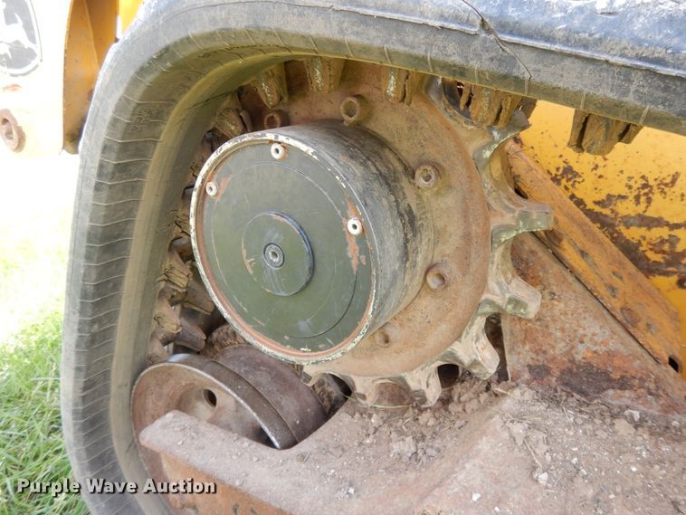 image for item DE5802 2007 John Deere CT322  skid steer loader